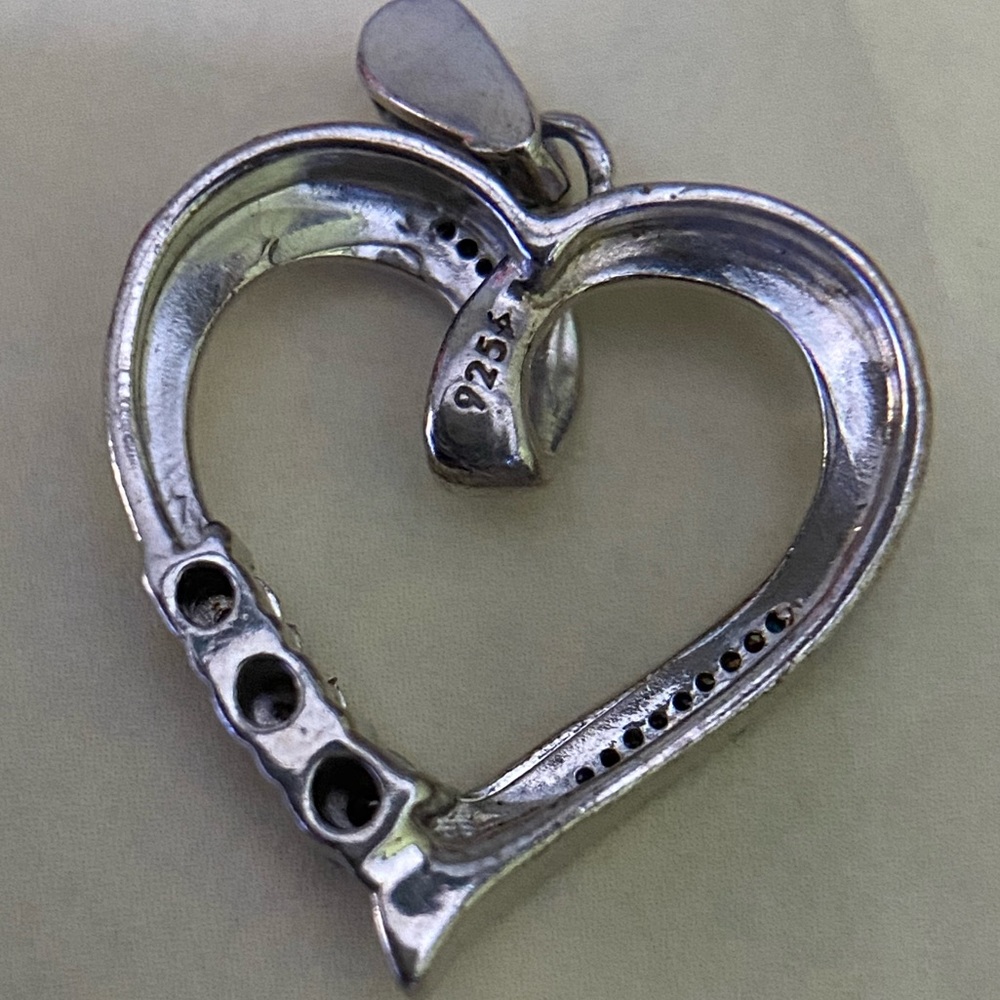 Beautiful Solid Sterling Silver Heart Diamond Clu… - image 4